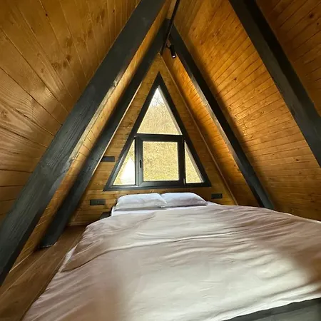 Loon Moon Mountain Szarajevó