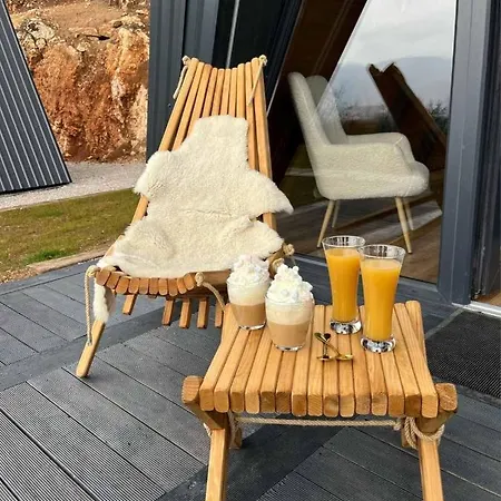 Loon Moon Mountain סראייבו